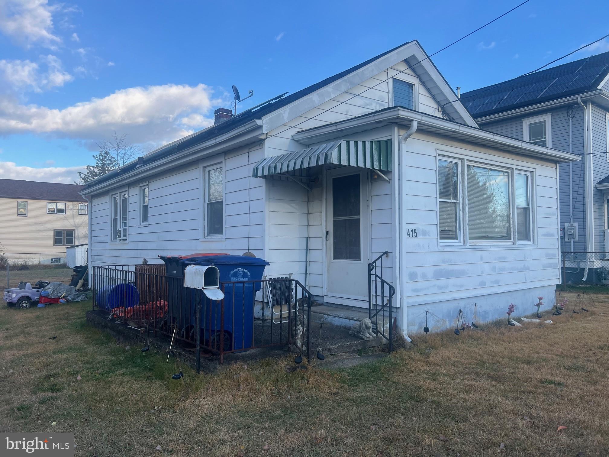 415 South Chester Avenue Riverside, NJ 08075 - Photo 2 of 4