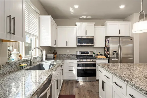 $625,000 | 5224 Creekhollow Way, Roseville, CA 95747