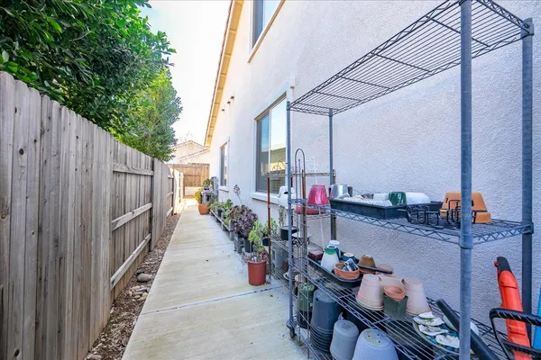$625,000 | 5224 Creekhollow Way, Roseville, CA 95747