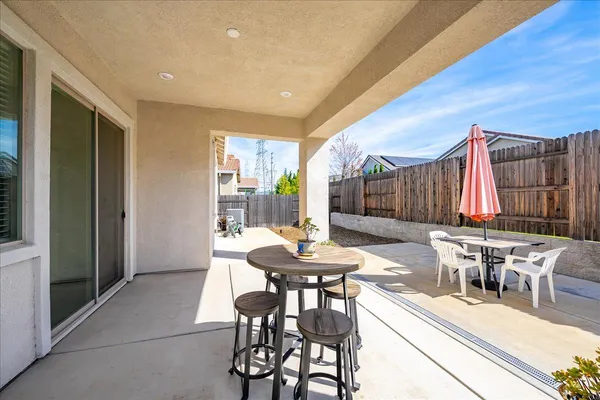 $625,000 | 5224 Creekhollow Way, Roseville, CA 95747