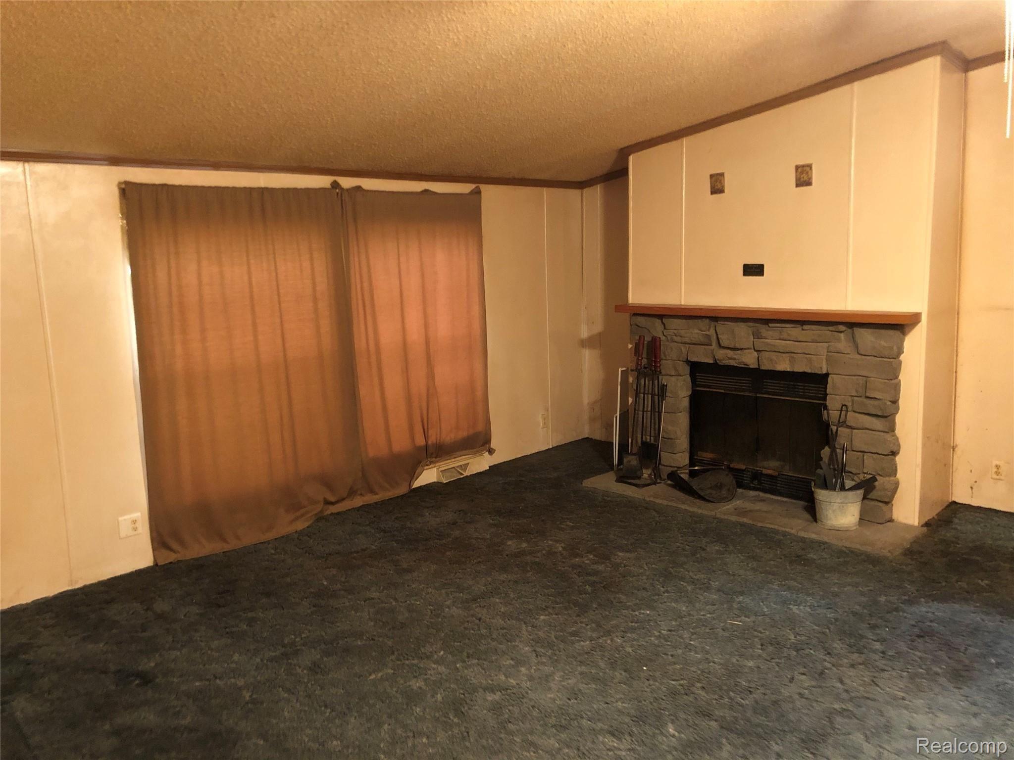 Family Room.jpg