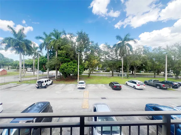 $345,000 | 9340 Fontainebleau Boulevard, Unit W206, Miami, FL 33172