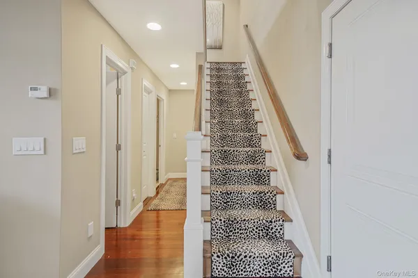 $1,325,000 | 11 Theresa Lane, Port Jefferson, NY 11777