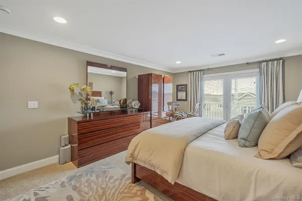 $1,325,000 | 11 Theresa Lane, Port Jefferson, NY 11777