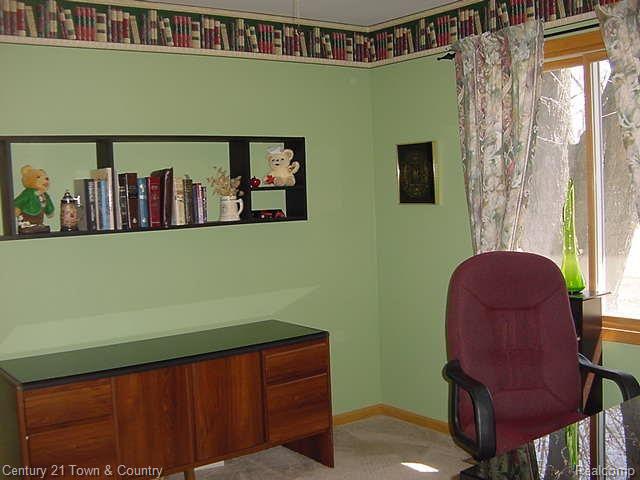 2868 Walsh Drive Rochester, MI 48309 - Photo 11 of 17 Bedroom/office