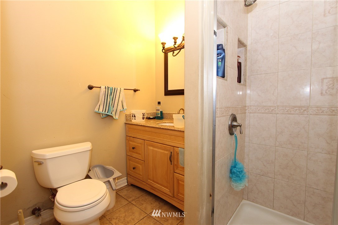 2142 East Hemmi Road Bellingham, WA 98226 - Photo 11 of 18 Gallery Image 11