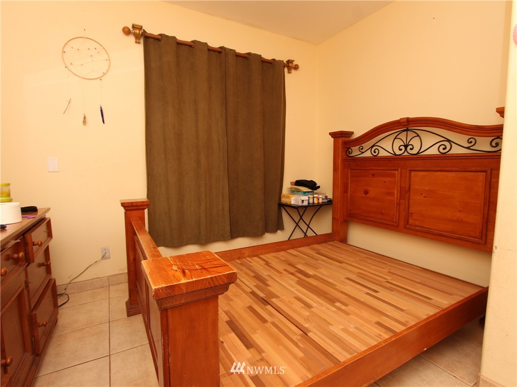 2142 East Hemmi Road Bellingham, WA 98226 - Photo 12 of 18 Gallery Image 12