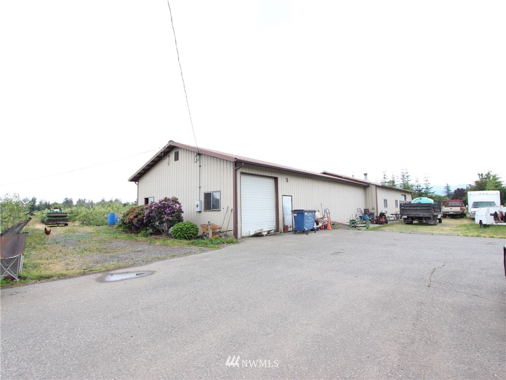 2142 East Hemmi Road Bellingham, WA 98226 - Photo 5 of 18 Gallery Image 5