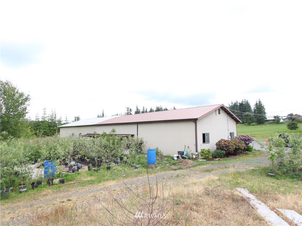 2142 East Hemmi Road Bellingham, WA 98226 - Photo 6 of 18 Gallery Image 6