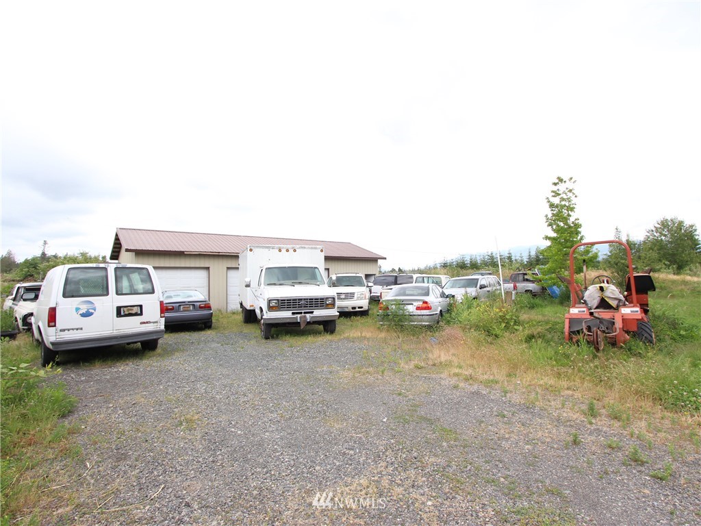 2142 East Hemmi Road Bellingham, WA 98226 - Photo 7 of 18 Gallery Image 7