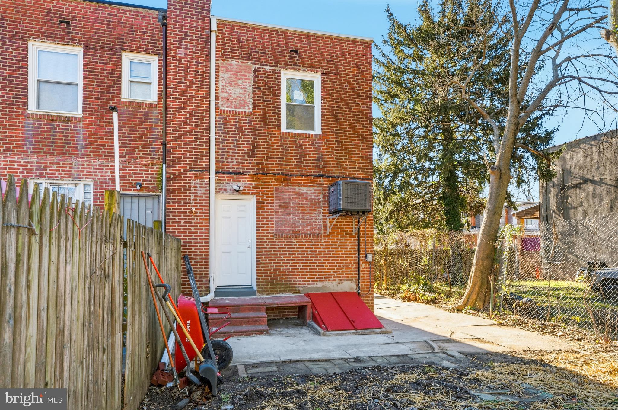 1281 Jackson Street Camden, NJ 08104 - Photo 31 of 43 a building outdoor space with seating area