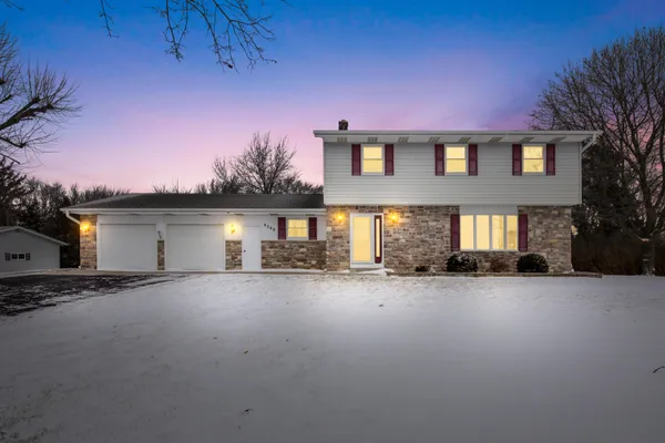$549,000 | 6288 County Highway South, Addison, WI 53027