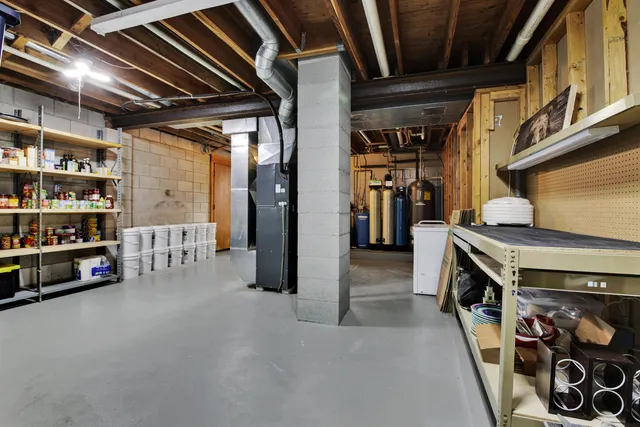 $549,000 | 6288 County Road South, Addison, WI 53027