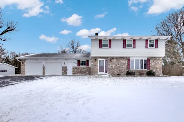 $549,000 | 6288 County Road South, Addison, WI 53027