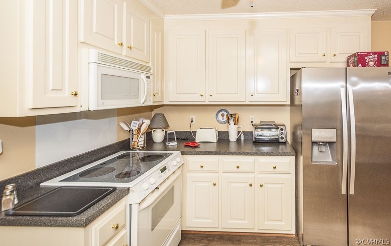 13310 Lora Lynn Road Chester, VA 23831 - Photo 10 of 39