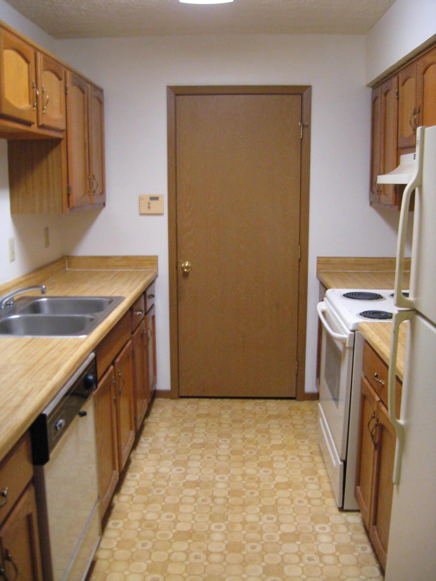 3967 Karl Road, Unit 123 Columbus, OH 43224 - Photo 21 of 24 IMG_0198