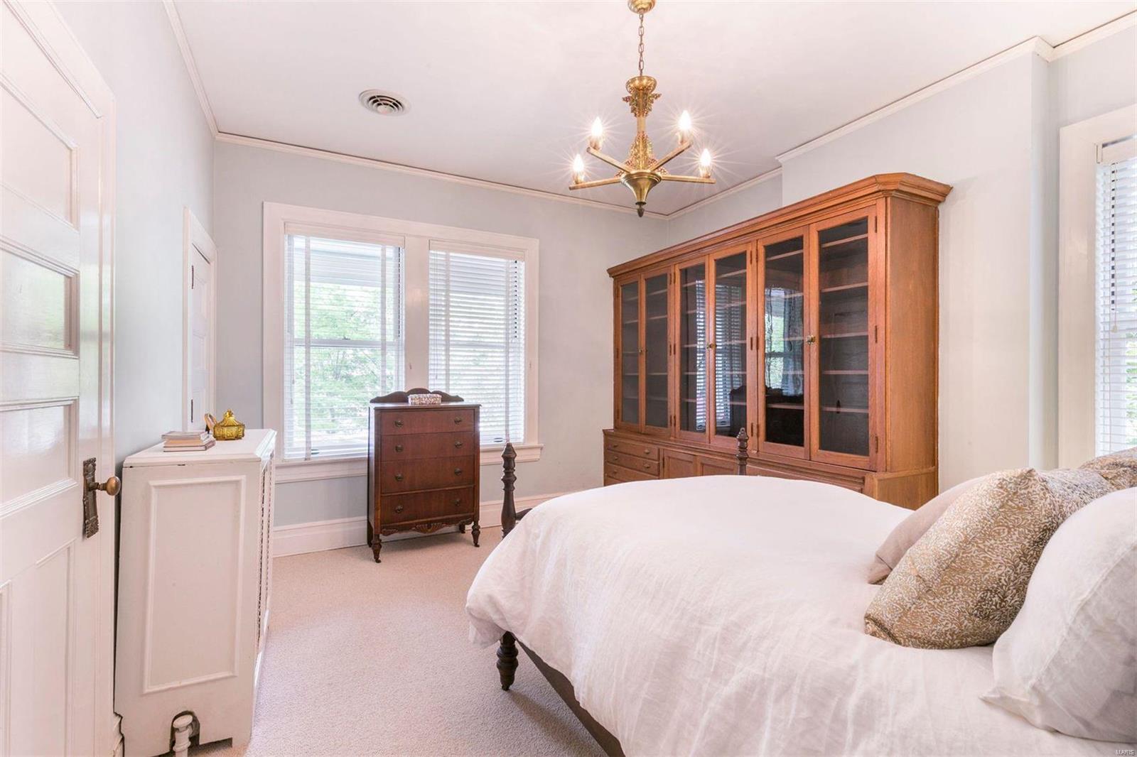 37 Washington Terrace St. Louis, MO 63112 - Photo 46 of 65