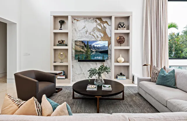 $35,000 | 135 Churchill Road, West Palm Beach, FL 33405