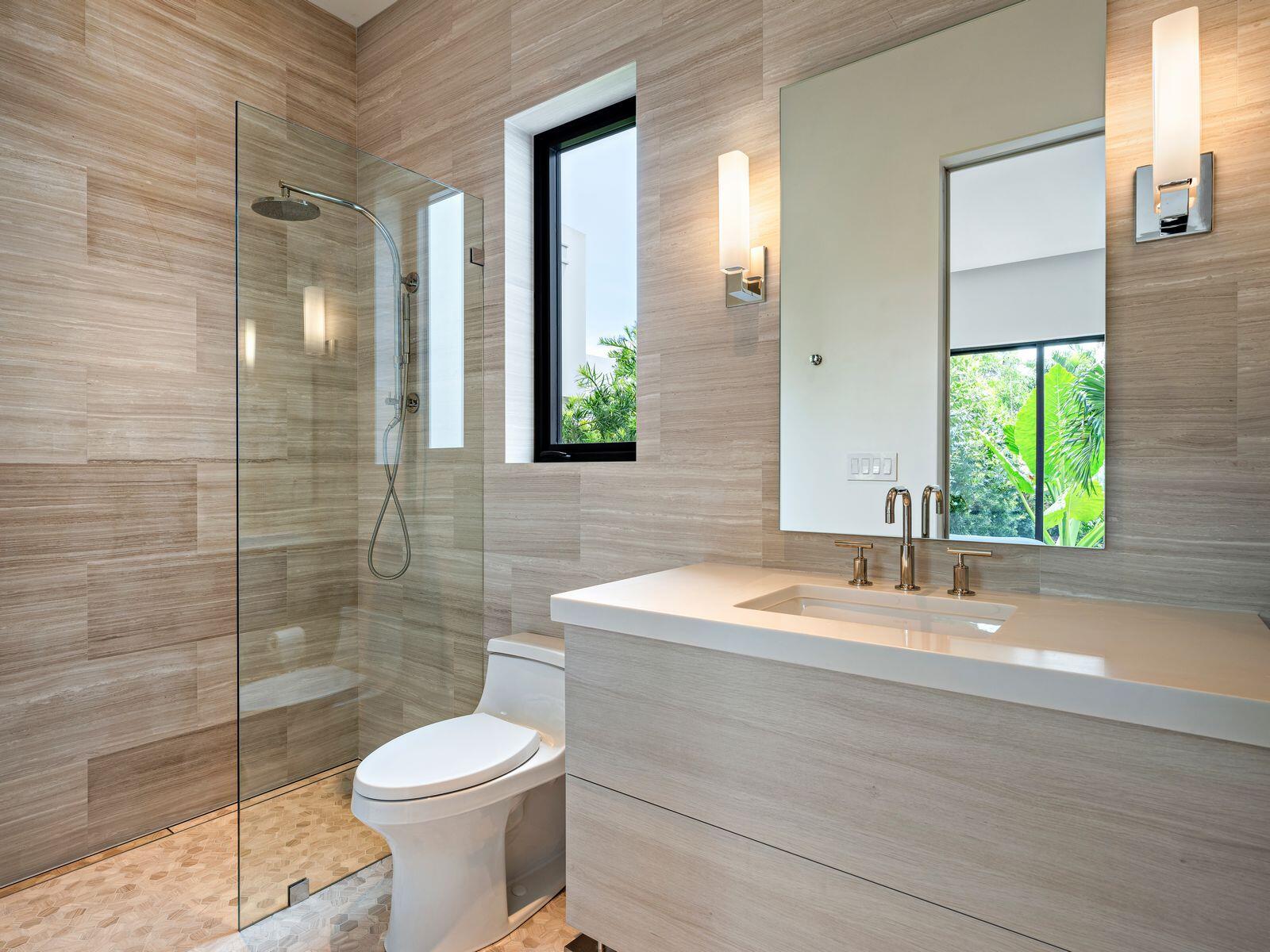 135 Churchill Road West Palm Beach, FL 33405 - Photo 41 of 46 Interior