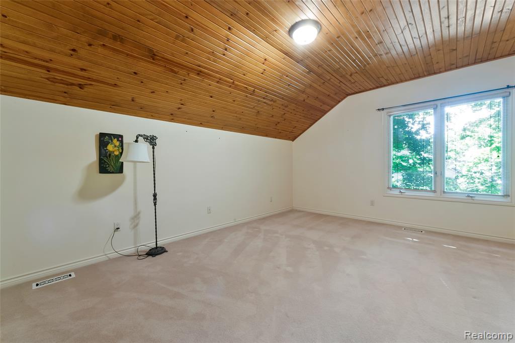 2323 Addaleen Road Highland, MI 48357 - Photo 55 of 70