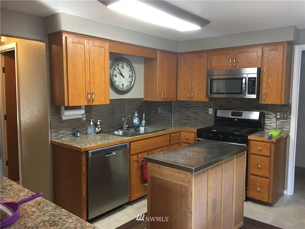 602 Loomis Trail Road Lynden, WA 98264 - Photo 8 of 15