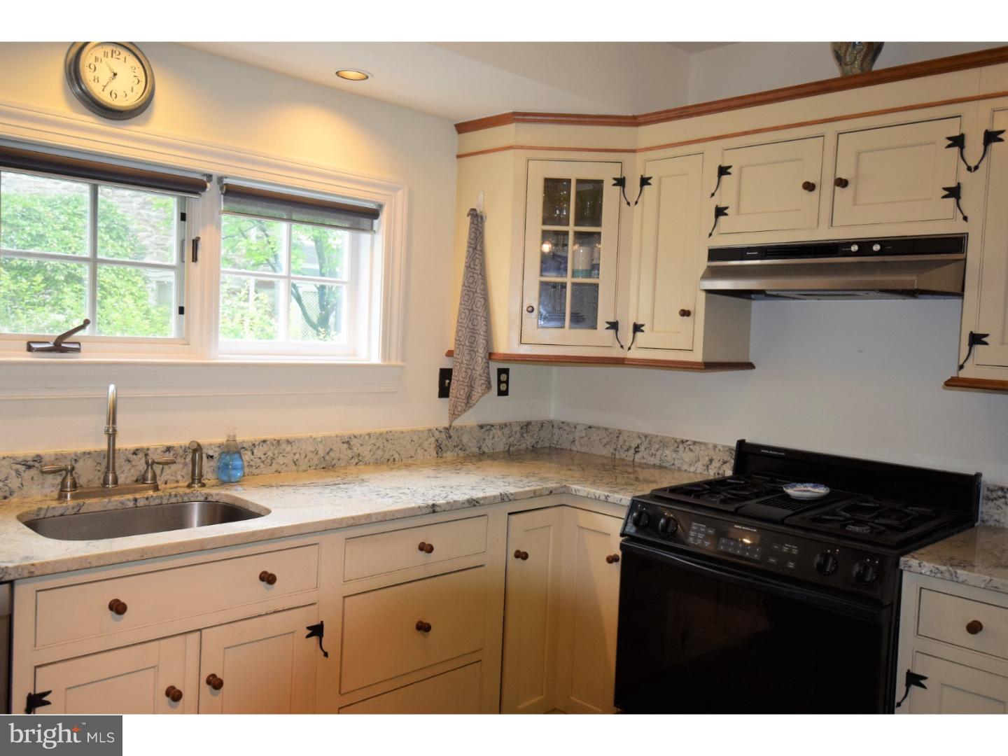 2169 Yellow Springs Road Malvern, PA 19355 - Photo 3 of 30 Granite countertops and gas cooking