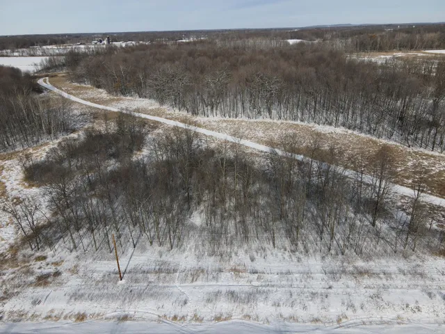 $229,900 | 169-xx Lake Boulevard, Shafer, MN 55074