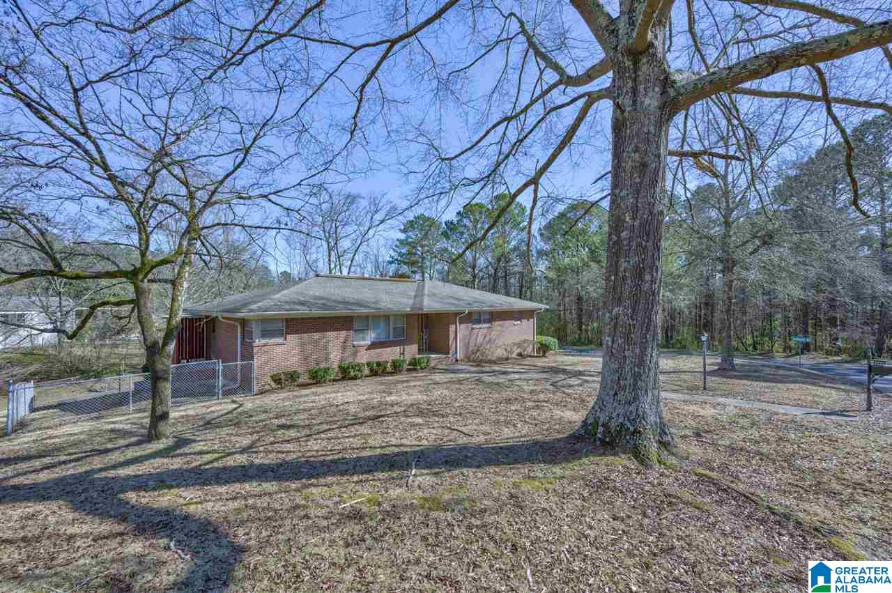 2001 Albritton Road Gardendale, AL 35071 - Photo 3 of 28 Gallery Image 3