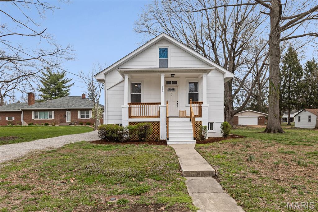 109 South 38th Street Belleville, IL 62226 - Photo 2 of 35