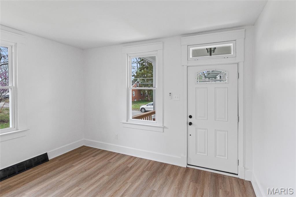 109 South 38th Street Belleville, IL 62226 - Photo 5 of 35