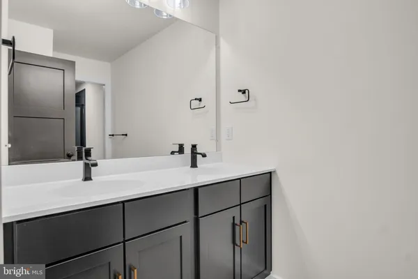 $435,990 | 2160 South Autumn Chase Drive, Mechanicsburg, PA 17055