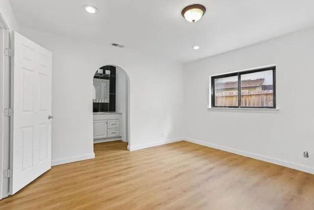 $2,375 | 3429 Turnabout Loop, Schertz, TX 78108