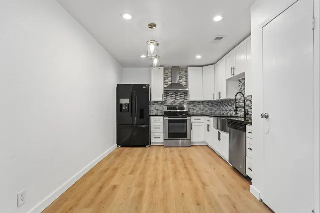 $2,375 | 3429 Turnabout Loop, Schertz, TX 78108