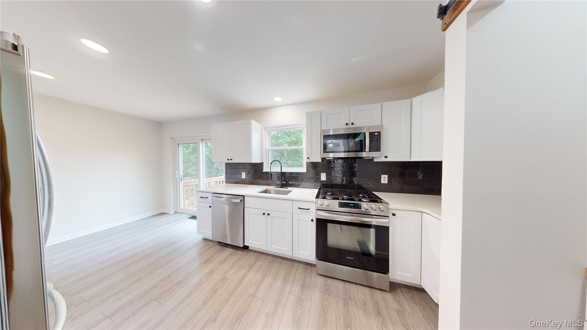 276 Temple Hill Road, Unit 2001 New Windsor, NY 12553 - Photo 17 of 48