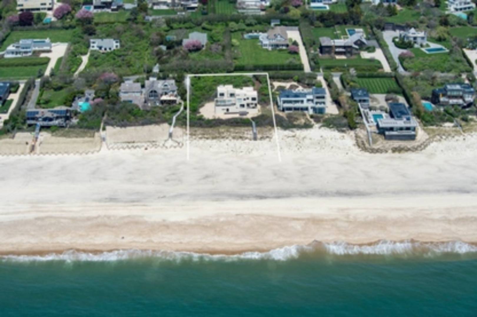 155 Surfside Drive Bridgehampton, NY 11932 - Photo 4 of 18