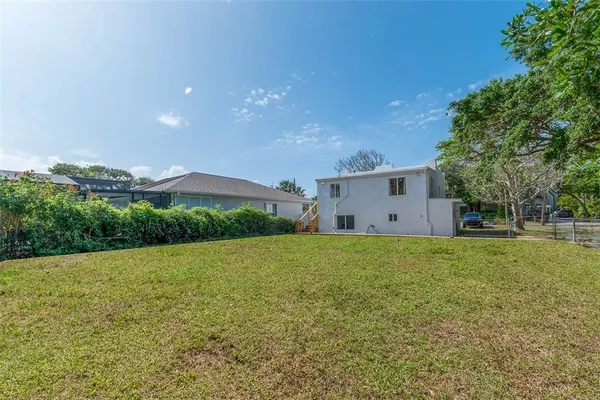 $699,000 | 833 12th Avenue, New Smyrna Beach, FL 32169