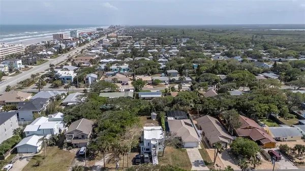 $699,000 | 833 12th Avenue, New Smyrna Beach, FL 32169