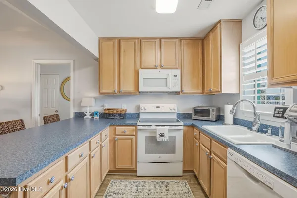 $500,000 | 7 Bermuda Greens, Pine Knoll Shores, NC 28512