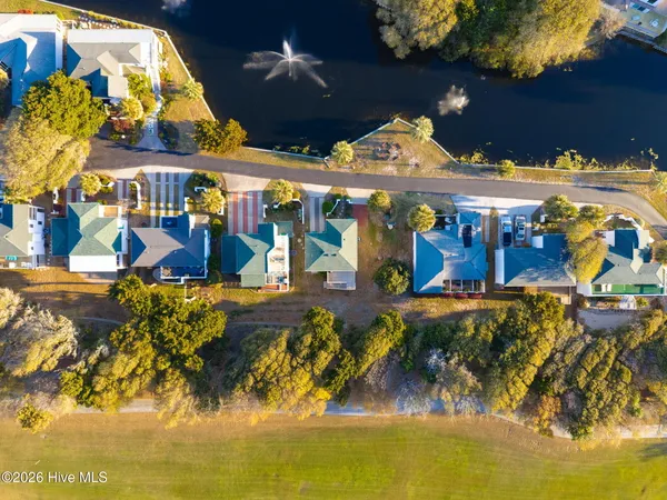 $500,000 | 7 Bermuda Greens, Pine Knoll Shores, NC 28512
