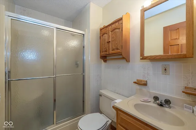 $210,000 | 859 South Colfax Street, Martinsville, IN 46151