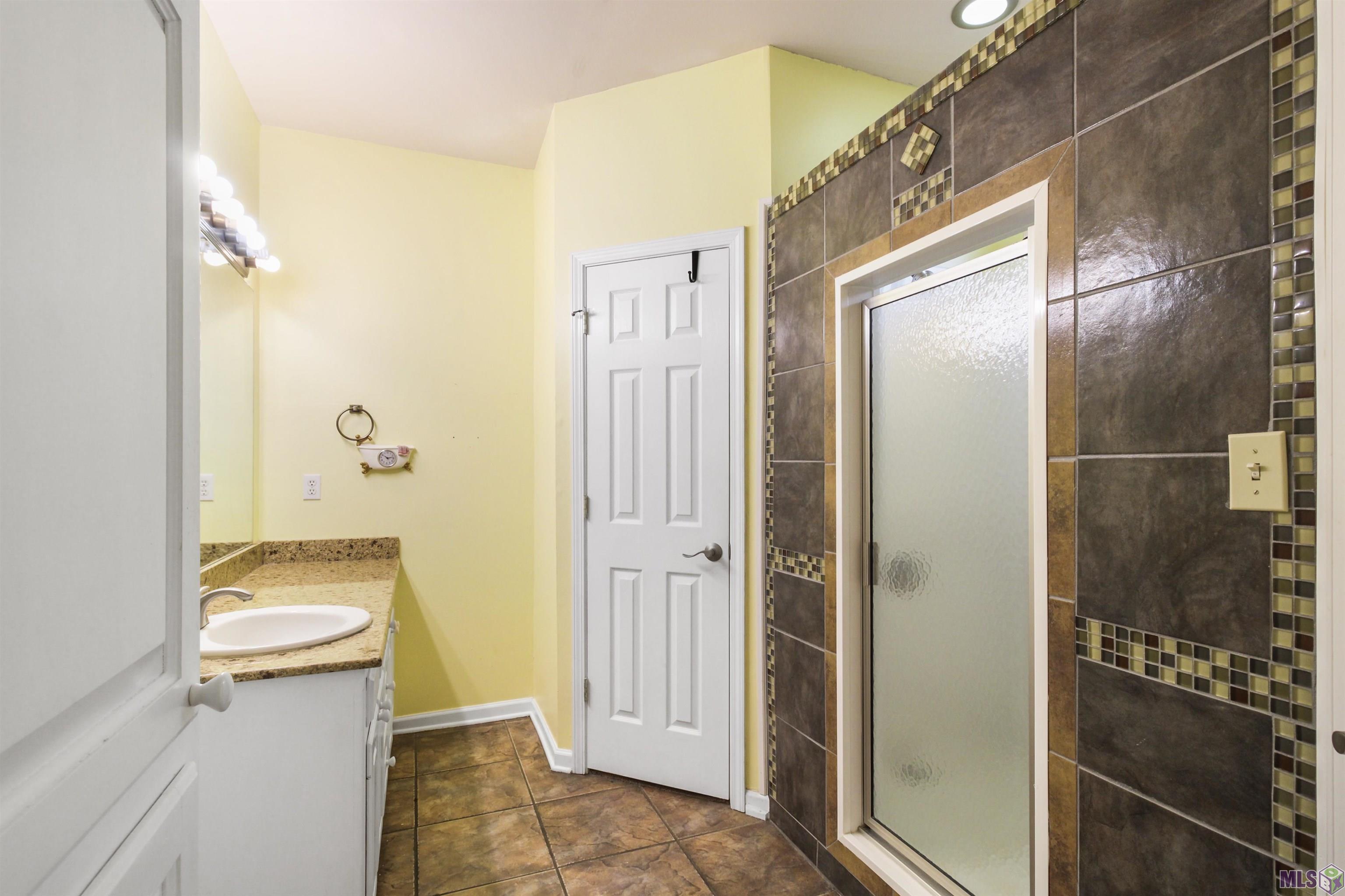 13384 Arnold Road Walker, LA 70785 - Photo 22 of 31 Gallery Image 22