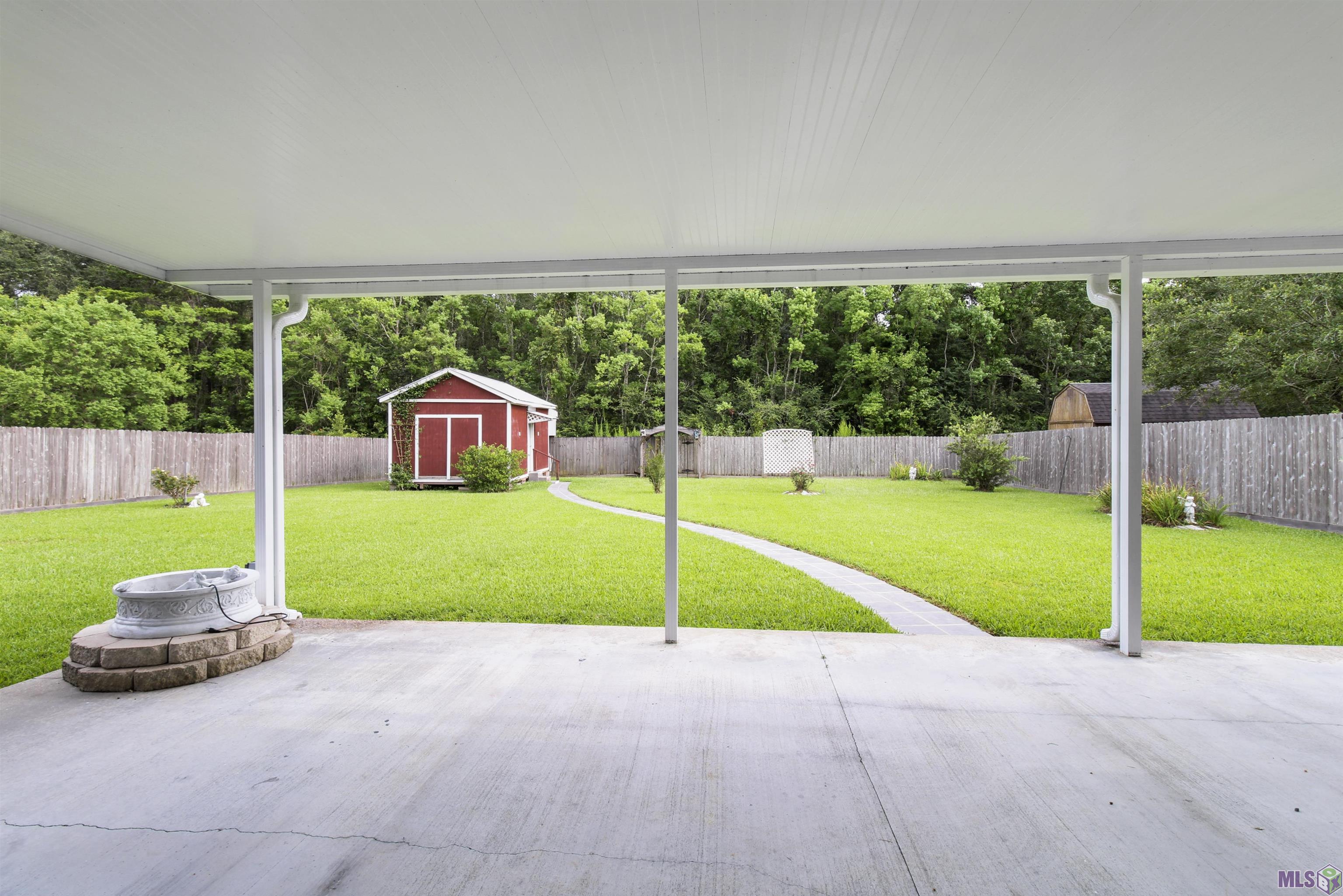 13384 Arnold Road Walker, LA 70785 - Photo 6 of 31 Gallery Image 6