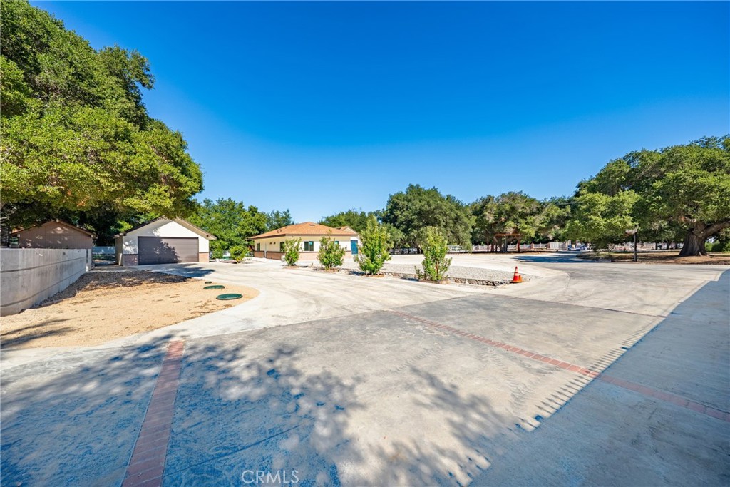 26251 Ravenhill Road Canyon Country, CA 91387 - Photo 56 of 64