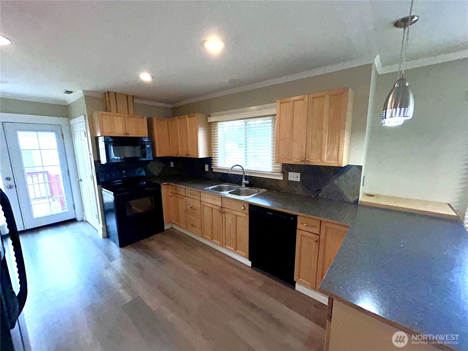 230 South 79th Street Tacoma, WA 98408 - Photo 10 of 30