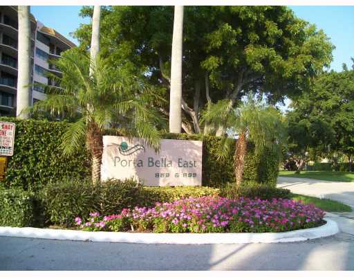 899 Jeffery Street, Unit 307 Boca Raton, FL 33487 - Photo 1 of 8 Primary Photo
