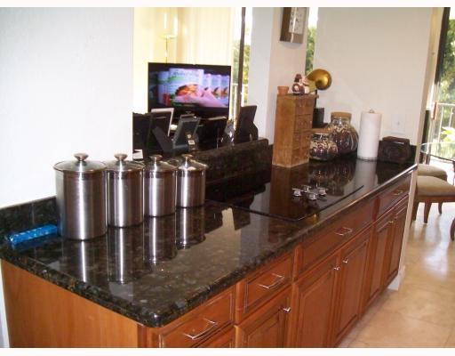 899 Jeffery Street, Unit 307 Boca Raton, FL 33487 - Photo 4 of 8 Additional Photo
