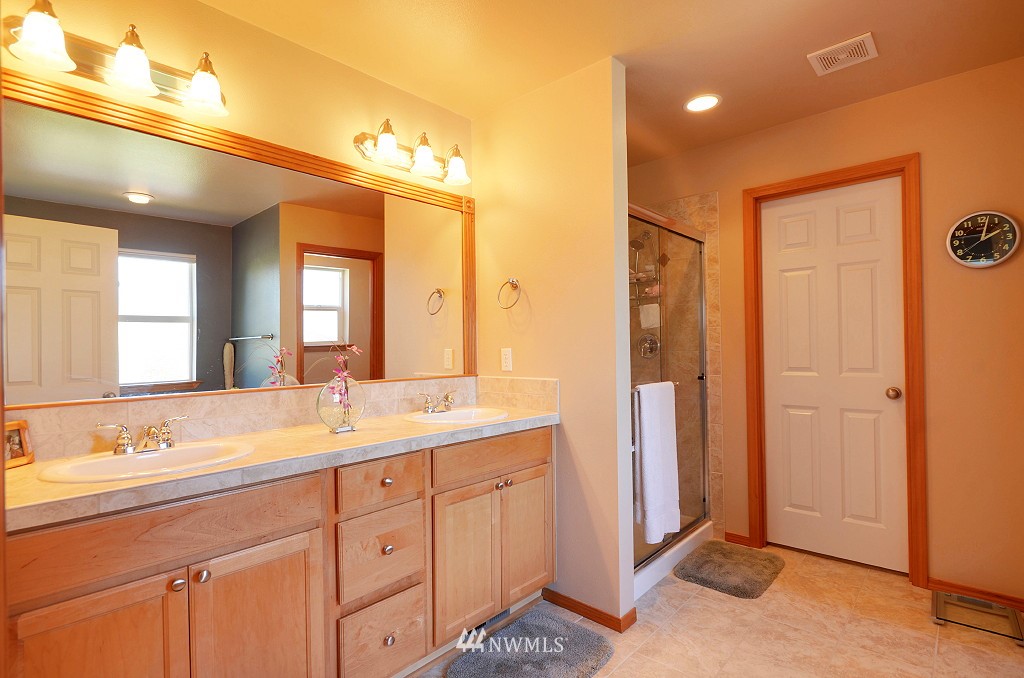 105 182nd Place Southwest Bothell, WA 98012 - Photo 11 of 15