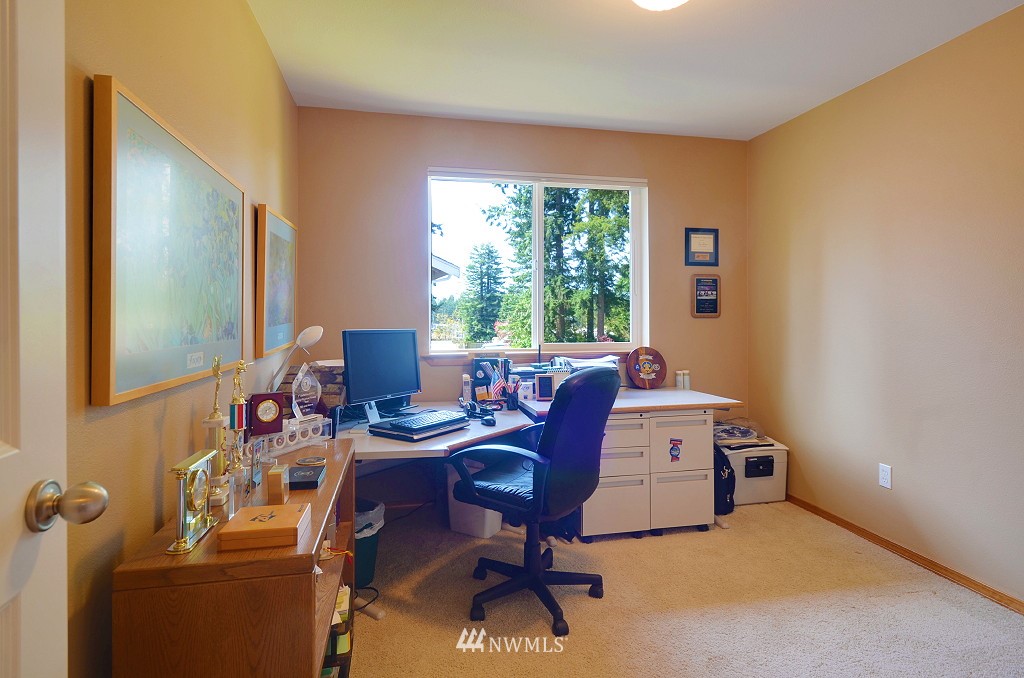 105 182nd Place Southwest Bothell, WA 98012 - Photo 13 of 15