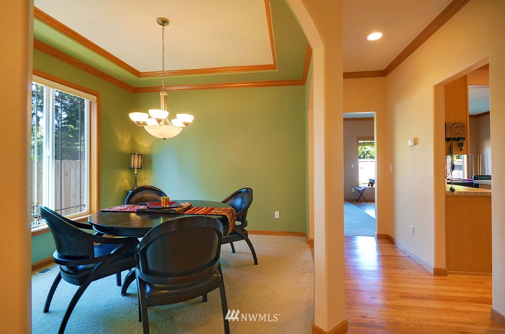 105 182nd Place Southwest Bothell, WA 98012 - Photo 4 of 15