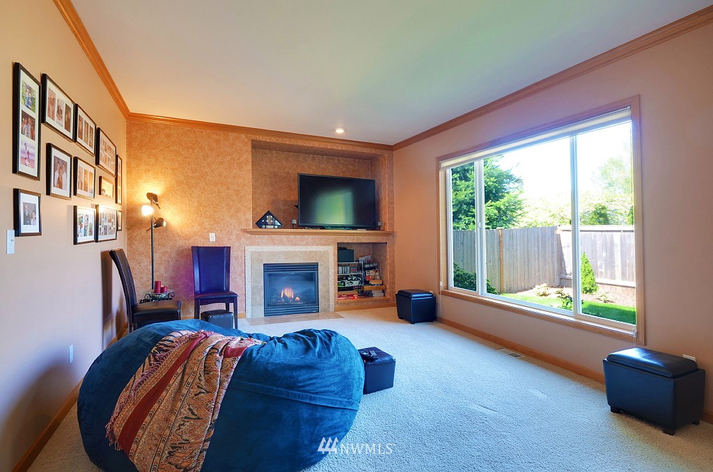 105 182nd Place Southwest Bothell, WA 98012 - Photo 5 of 15